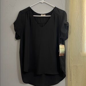 Lily White Slate Gray Top